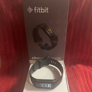 NWT Fitbit Charge 5